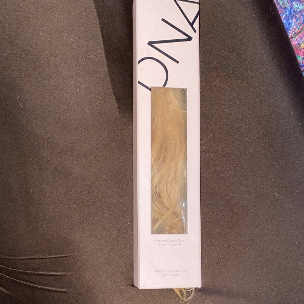 Blonde Hair Extensions - Picture 4 of 5